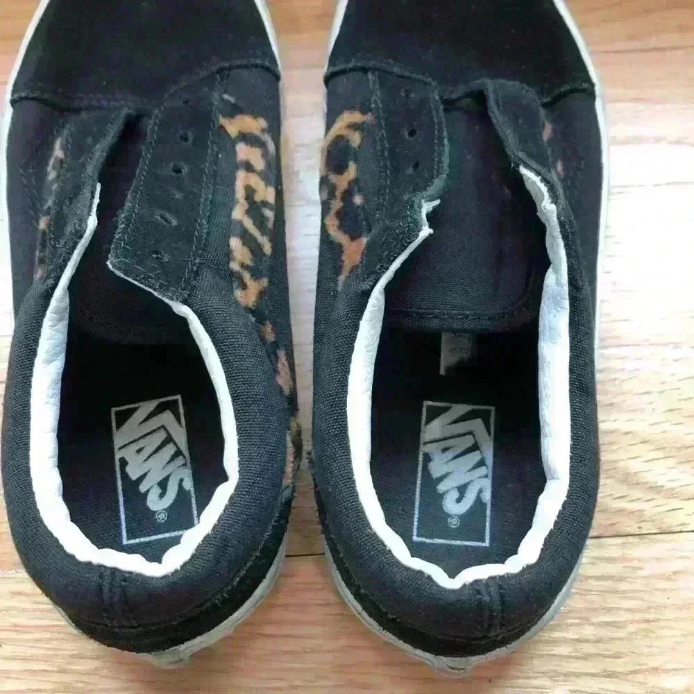 Vans Old Skool black and cheetah print shoes size 3.5 - Picture 5 of 6